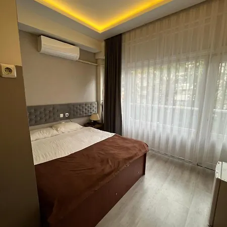 Uenlue Aydın
