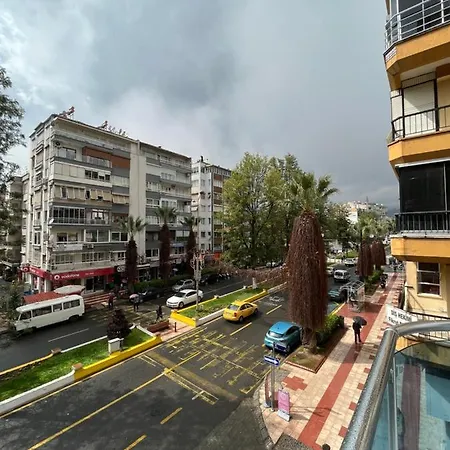 Uenlue Hotel Aydin